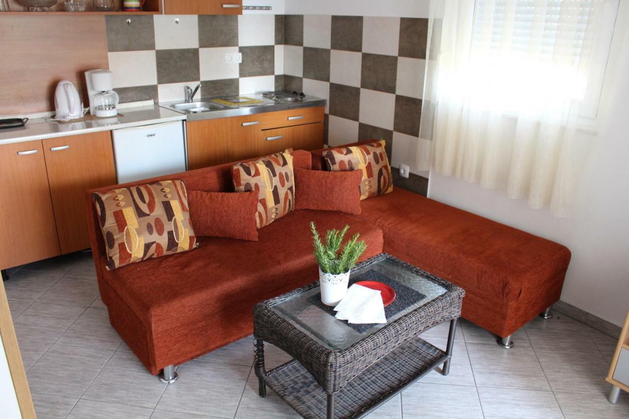 Mia 5 Apartment Crikvenica Bagian luar foto